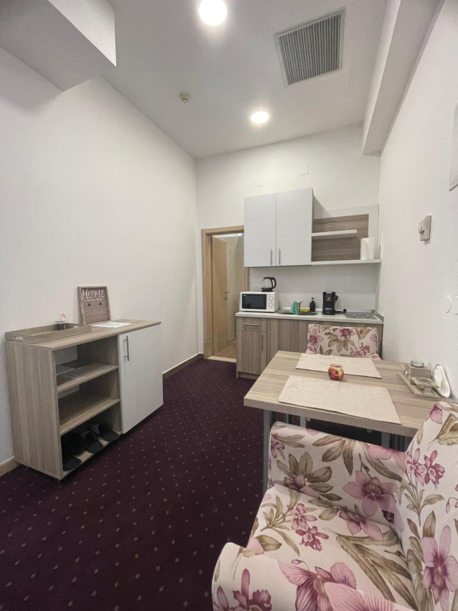 Lux Apartments Мостар Экстерьер фото